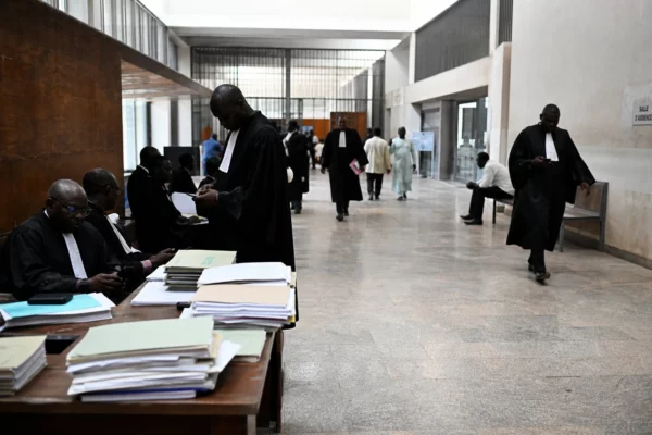 Au Mali, le verdict du procès pour complot accentue la crise de confiance entre justice et pouvoir à Bamako