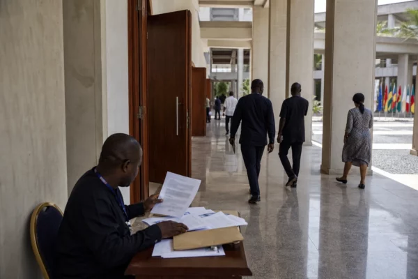 À Bamako, Diomaye Faye teste le dialogue CEDEAO-AES face à la pression sécuritaire
