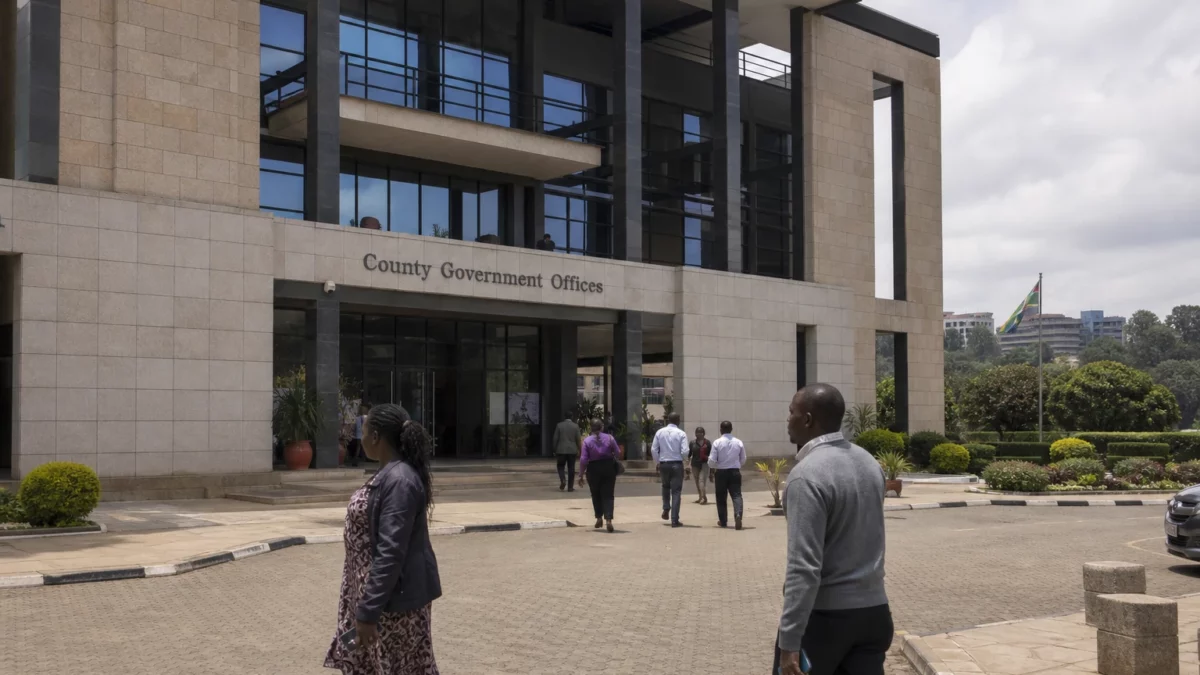 Au Kenya, le parc national de Nairobi devient le théâtre d’un bras de fer entre conservation et urbanisation