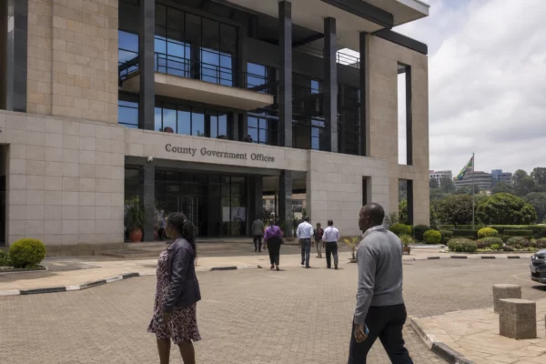 Au Kenya, le parc national de Nairobi devient le théâtre d’un bras de fer entre conservation et urbanisation