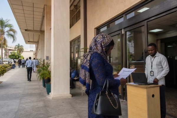 Au Nigeria, la refonte du programme d’emploi public teste la capacité de l’État à transformer la formation en postes durables