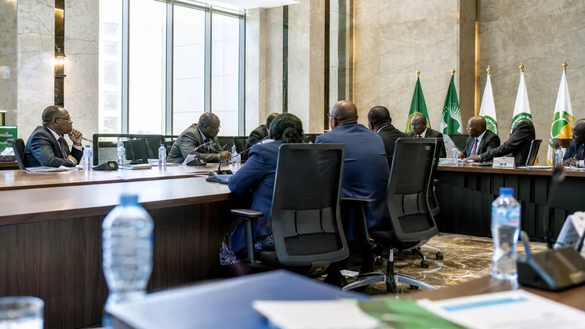 La CAF s’engage dans le débat sur le nouveau modèle financier de la FIFA malgré les critiques européennes
