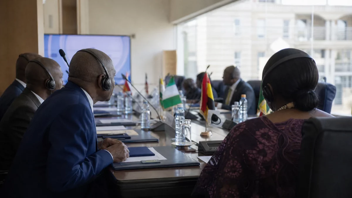 À Lungi, la CEDEAO tente de relancer sa sécurité commune et le dialogue avec les pays du Sahel