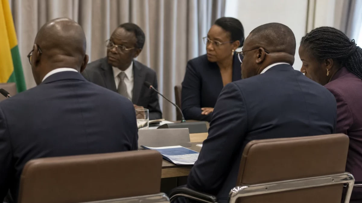 À Conakry, la coopération numérique avec le Rwanda ouvre de nouveaux chantiers pour l’IA et les services publics