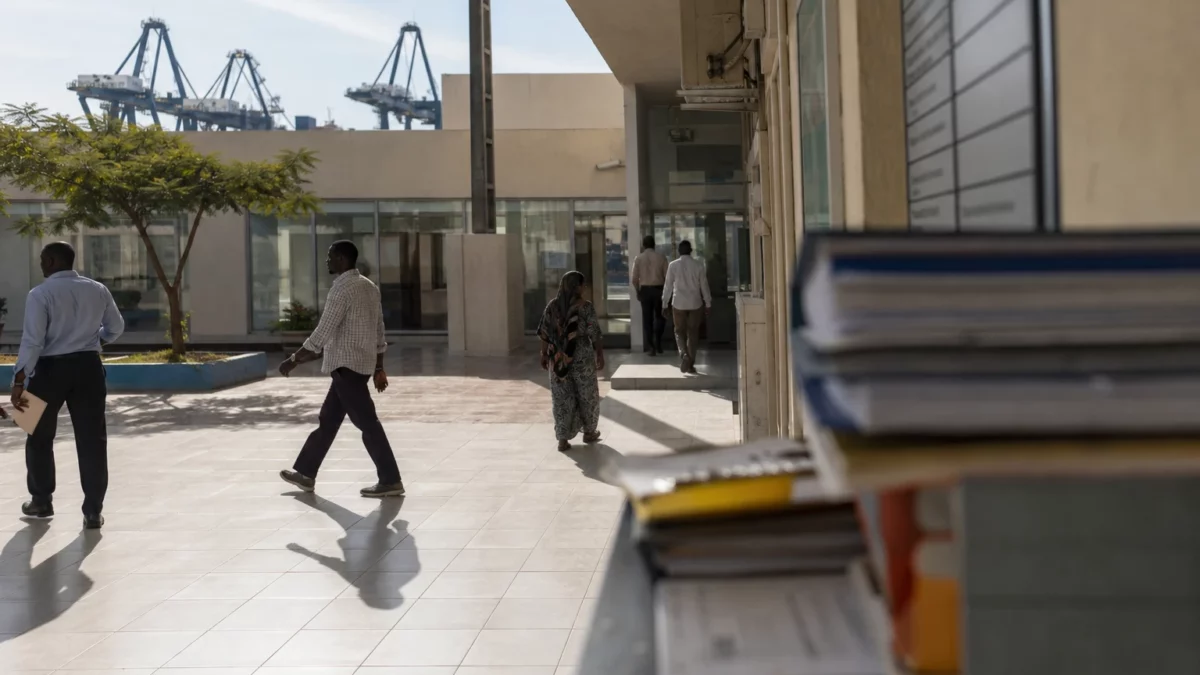 Bab el-Mandeb sous pression : pourquoi une fermeture du détroit ferait grimper les coûts en Afrique
