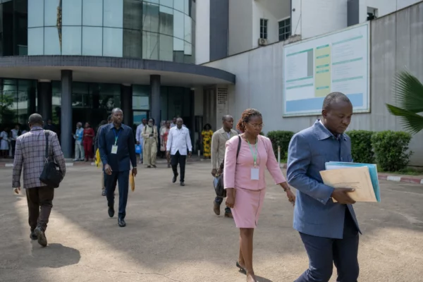 À Douala, le NMP teste son poids politique avec un parlement interne et un discours panafricaniste au Cameroun