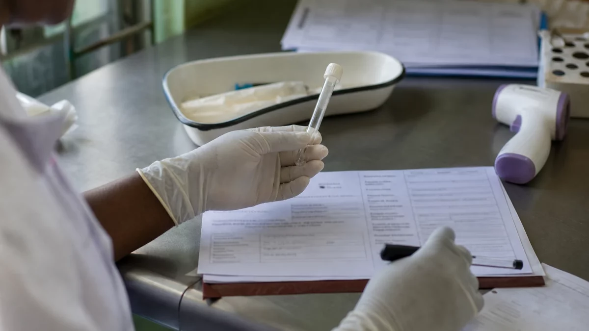 En RDC, l’essai du premier vaccin Bundibugyo relance la riposte face à Ebola et teste la réponse communautaire