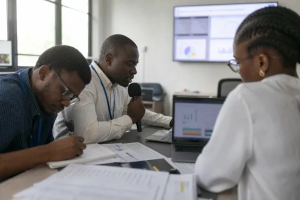 En RDC, la riposte contre Ebola s’appuie sur les essais cliniques, mais l’épidémie menace encore la région