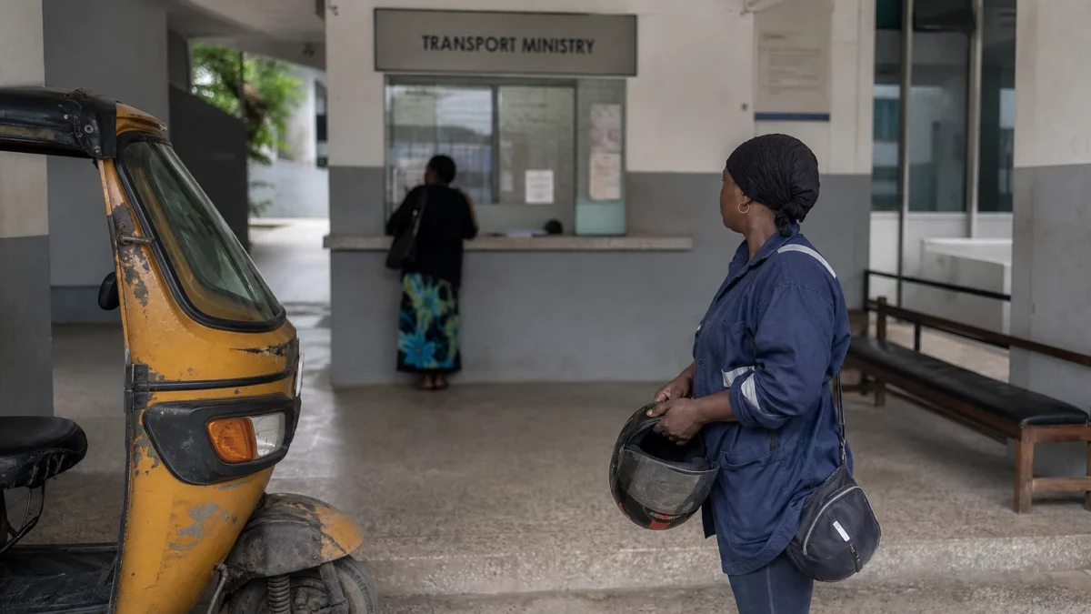 À Freetown, les femmes transforment le kekeh en réponse au chômage et aux limites du marché du travail en Sierra Leone