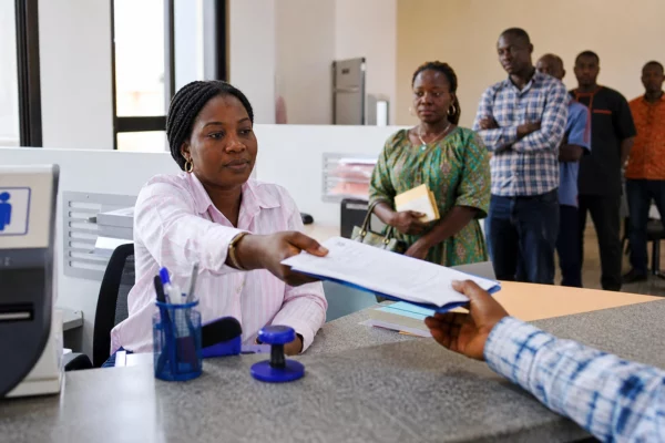 Au Burkina Faso, le CSC durcit le ton contre Canal+ et transforme un litige sur la RTB en test de souveraineté