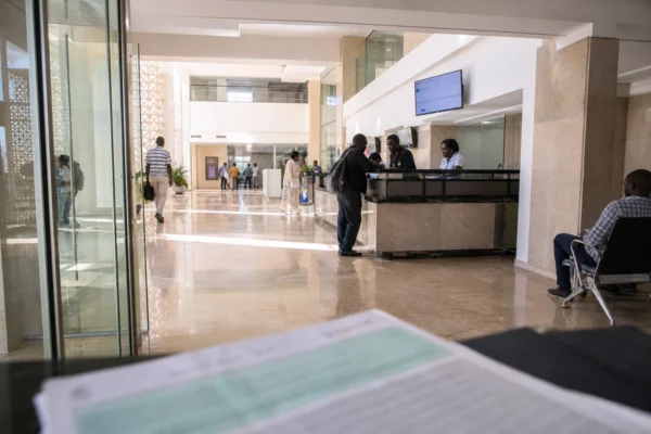 Sonatel change d’échelle au Sénégal, mais la pression sur ses marges et sa fiscalité monte déjà