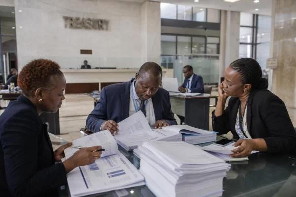 Au Kenya, le SGR moderne s’impose comme un atout logistique, mais sa dette chinoise continue de comprimer le budget public