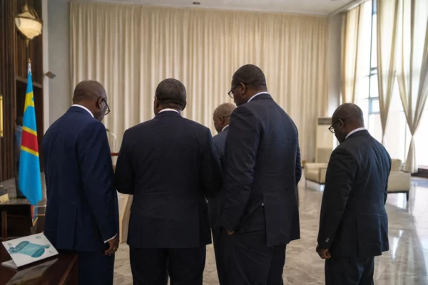 En RDC, la loi référendaire relance le bras de fer entre Tshisekedi et l’opposition autour du changement constitutionnel