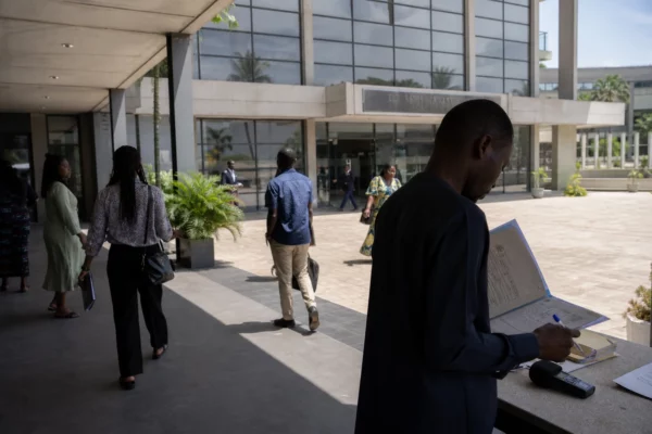 En Côte d’Ivoire et au Sénégal, Kajeem, Soum Bill et Didier Awadi font de la liberté d’expression un combat musical