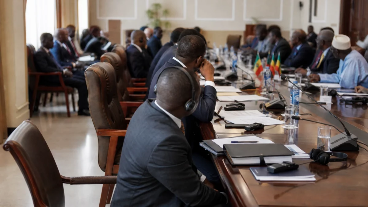 Au Mali, la vidéo des 208 soldats captifs révèle l’enjeu des prisonniers dans une guerre sans ligne de front