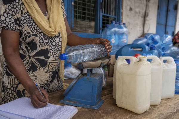 À Moroni, la pénurie d’eau révèle l’urgence de rénover un réseau comorien à bout de souffle et mal dimensionné