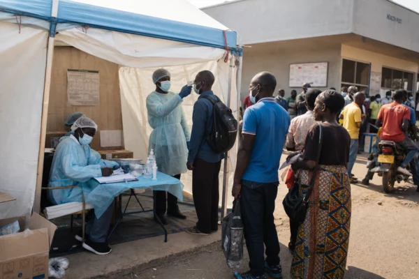 En Ouganda, la fin de l’épidémie d’Ebola ne met pas fin à la menace sanitaire venue de la RDC à Kampala