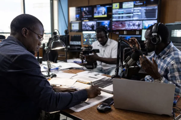 À Dakar, le retour éclair de Macky Sall relance le débat entre mémoire politique et ambition à l’ONU