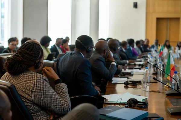 En Afrique, la baisse des aides et Ebola en RDC relancent l’urgence de financer durablement les systèmes de santé