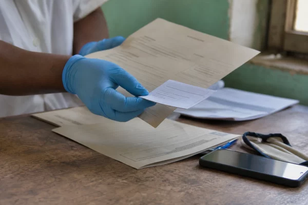 Ebola en Tshopo : la guérison du premier patient relance l’espoir sans lever l’alerte à Kisangani