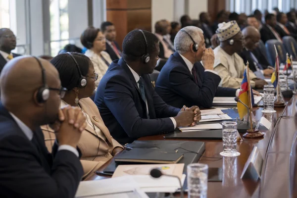 À Yaoundé, le procès Martinez Zogo met la justice camerounaise face aux premiers récits qui relient enquête, gendarmerie et pouvoir