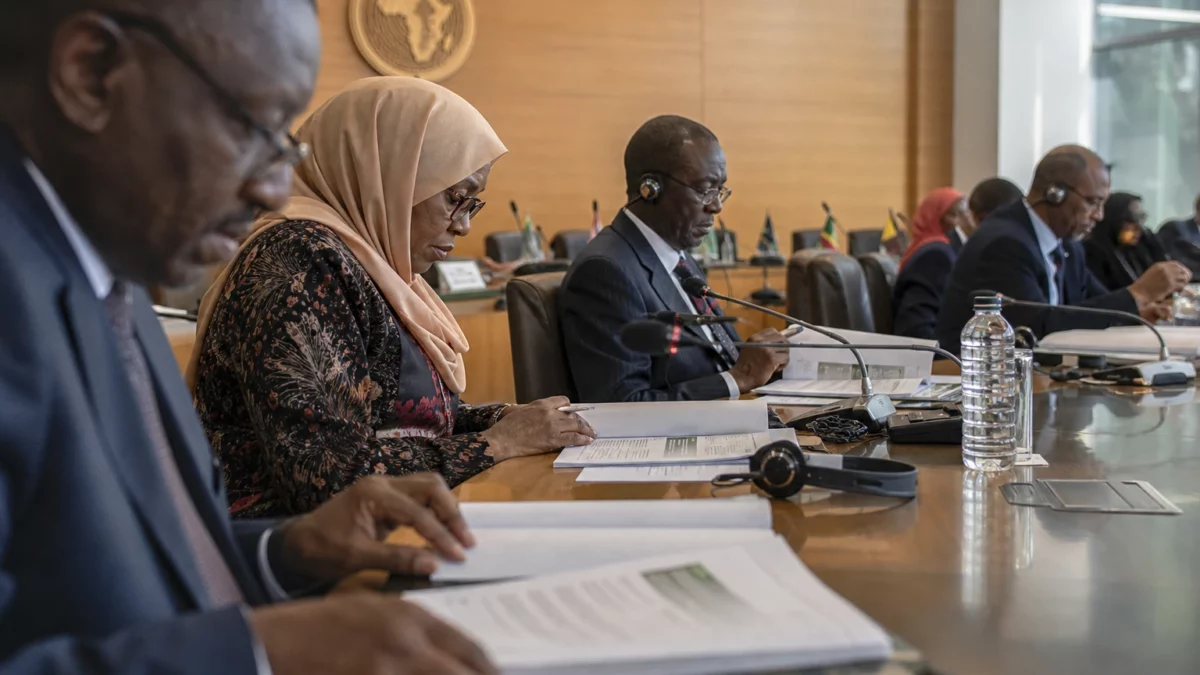Au Soudan, des avions civils et des réseaux privés aident les FSR à contourner l’embargo de l’ONU