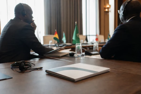Effondrement d’un immeuble à Conakry : la Guinée veut reprendre la main sur des chantiers trop peu contrôlés