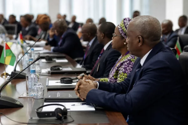 En Guinée-Bissau, l’éloignement médical de Simões Pereira révèle une transition militaire sous pression