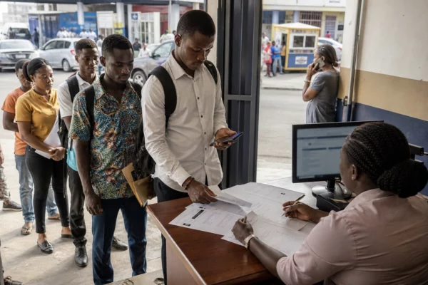 Ghana face au recrutement russe : Accra veut couper les filières qui envoient ses jeunes vers l’Ukraine
