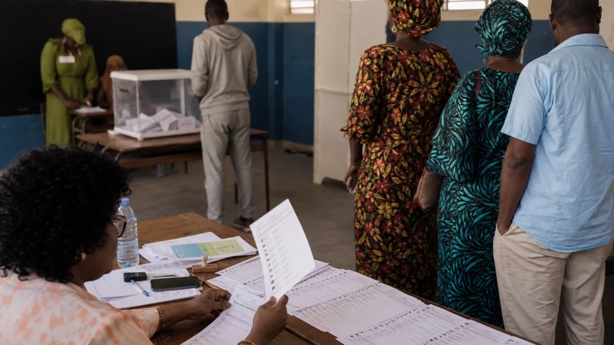 À Dakar, le Sénégal relance sa course au Mondial 2027 en écrasant le Mali et en marquant les esprits
