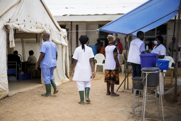 Au Cameroun, le choléra gagne l’Extrême-Nord et pousse les soignants de Mora à renforcer une riposte de proximité