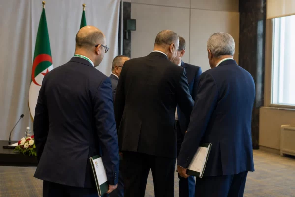 À Alger, la coopération sécuritaire avec la France change de portée après l’arrestation de Mehdi Laribi