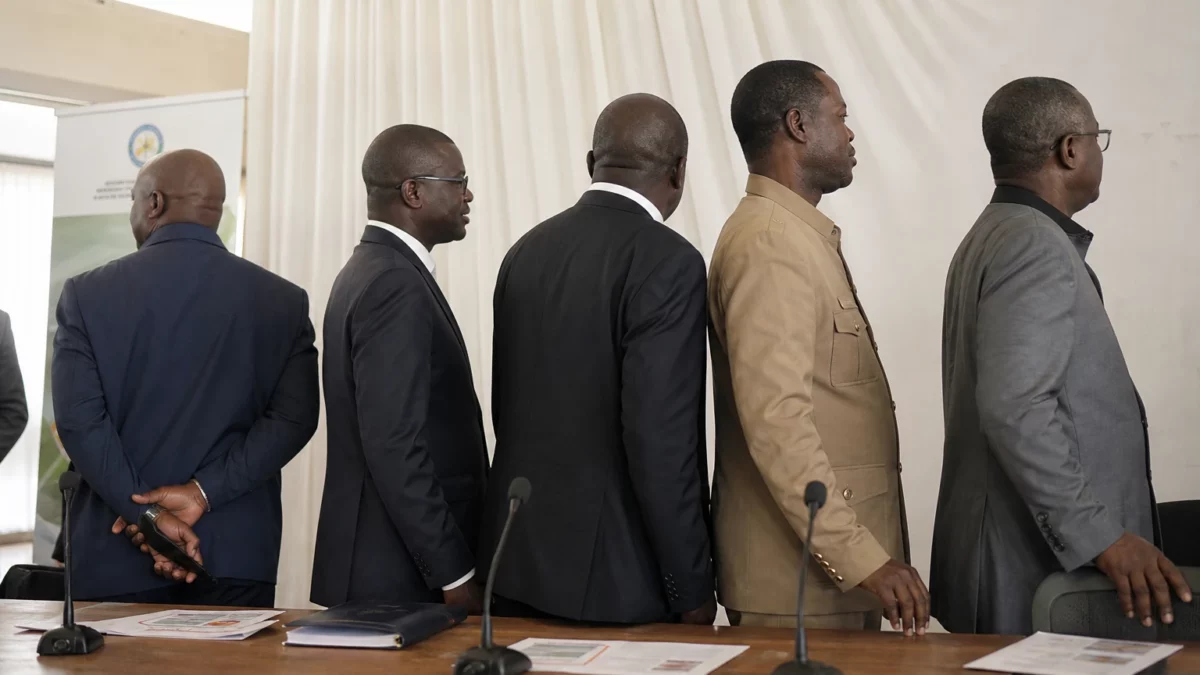 En Côte d’Ivoire, les stocks résiduels de cacao ravivent la bataille pour la transparence dans les coopératives