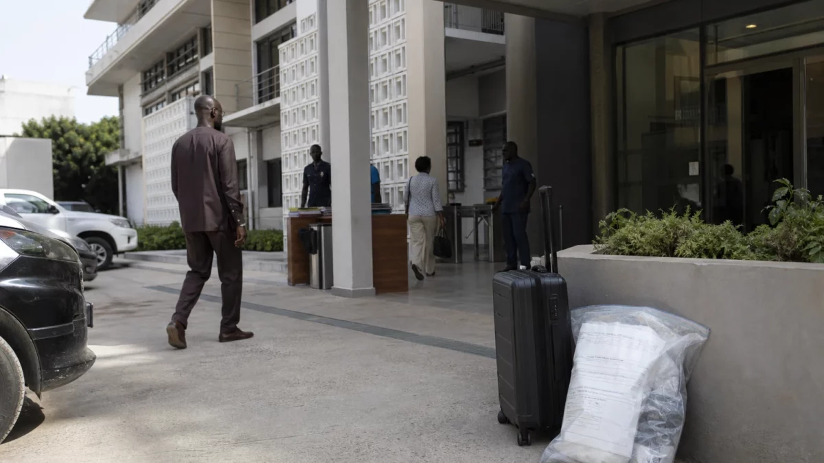 À Dakar, une valise piégée dévoile un réseau de cocaïne et relance la pression sur les trafiquants au Sénégal