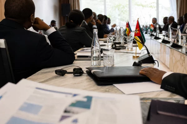 Mozambique et États-Unis misent sur un dialogue permanent pour lever les blocages du commerce et attirer plus d’investissements