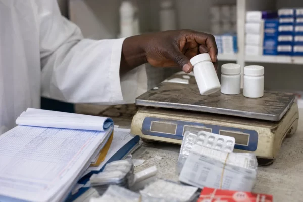 Au Sénégal, un traitement local contre la drépanocytose relance l’accès aux soins et réduit la dépendance aux importations