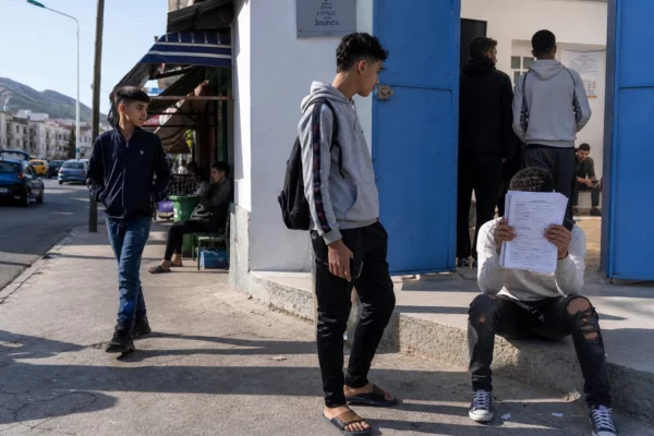 À Ceuta, les mineurs marocains restent pris entre retour forcé, protection juridique et attente d’un avenir