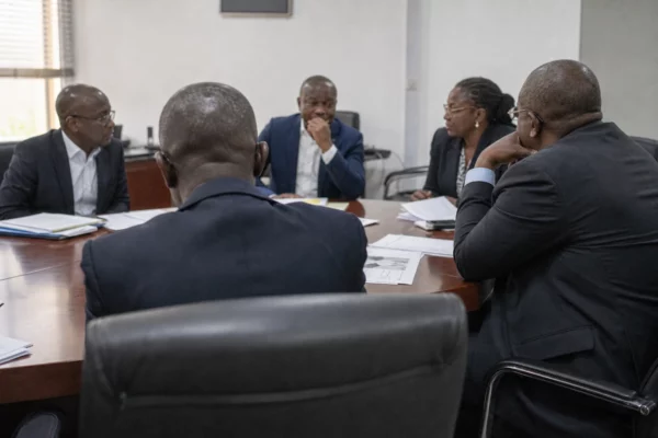 À Freetown, la centrale NANT Sierra Leone révèle le vrai défi énergétique : produire plus et raccorder le réseau