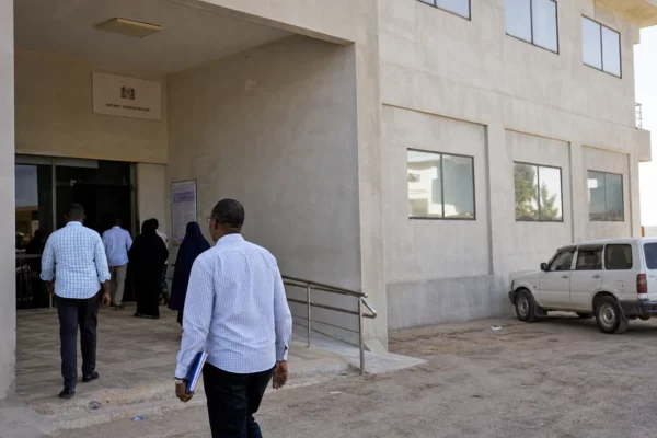 À Galkayo, l’offensive de Puntland contre un camp fédéral révèle la fracture sécuritaire en Somalie