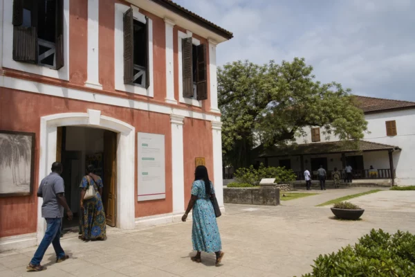 En Côte d’Ivoire, la marche des femmes de Grand-Bassam reste un repère majeur de la mémoire anticoloniale