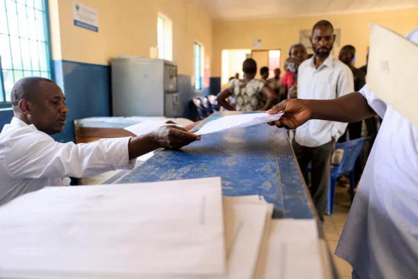En Ituri, le non-paiement des équipes anti-Ebola fragilise la riposte et menace la surveillance sanitaire