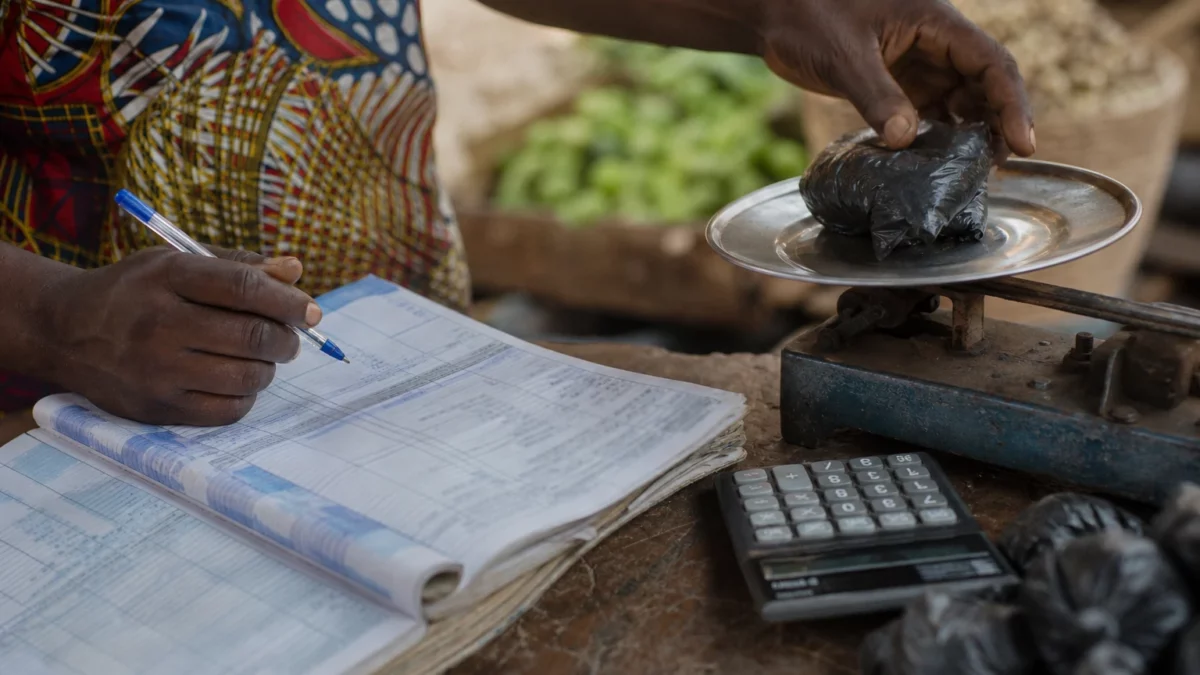 En Afrique, l’IA redistribue déjà les emplois entre gain de productivité, sous-traitance numérique et risque d’éviction