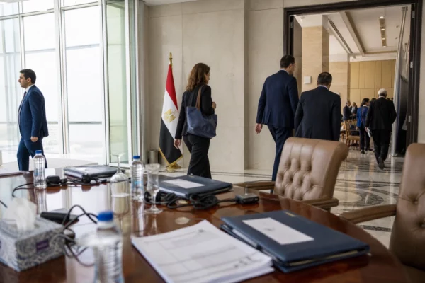 En Égypte, l’accord d’investissement avec le Qatar révèle une double stratégie: relancer la côte nord et peser sur les crises régionales
