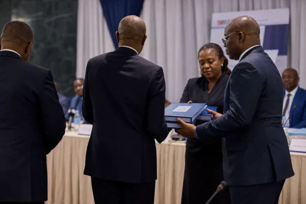 En RDC, Tshisekedi renvoie la loi référendaire au Parlement et relance la crainte d’une révision constitutionnelle
