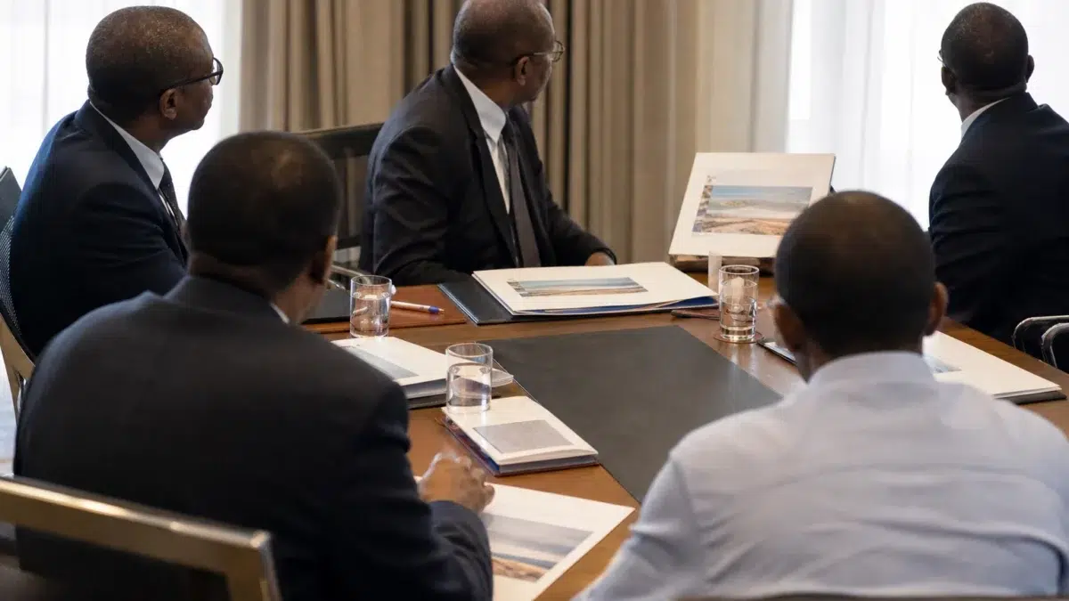 Djibouti mise sur le lac Assal pour transformer le sel en levier industriel malgré un site extrême