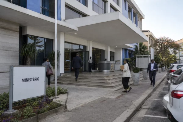 Mozambique : Monte Muambe gagne du terrain grâce au financement américain des terres rares