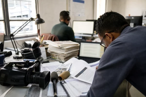 Madagascar accélère la reprise des terrains coloniaux après le feu vert constitutionnel à une réforme foncière contestée