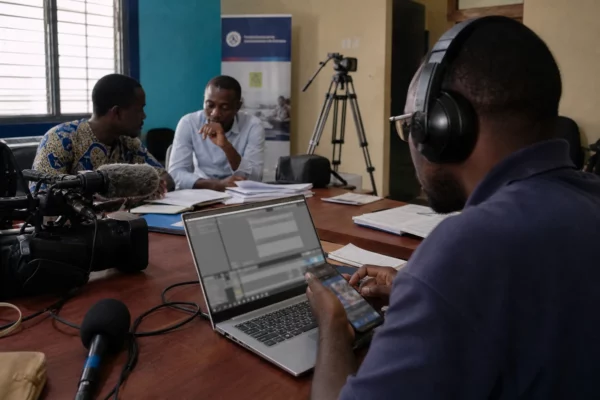 Au Bénin, des maris modèles font reculer les freins familiaux à la santé maternelle et à l’égalité