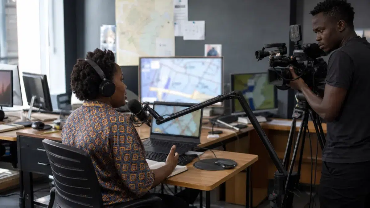 À Nairobi, une application d’IA aide les malvoyants à éviter les obstacles et redéfinit la mobilité urbaine au Kenya