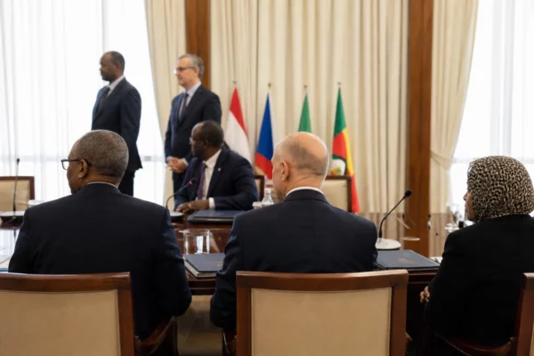 L’accord Soudan Arabie saoudite consolide l’axe diplomatique de Khartoum face à la guerre et aux équilibres du Golfe